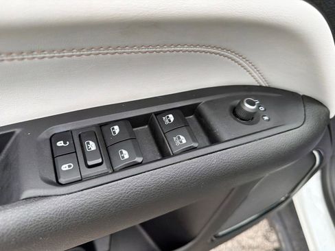 Used 2024 Jeep Compass Limited AWD/4WD image 18