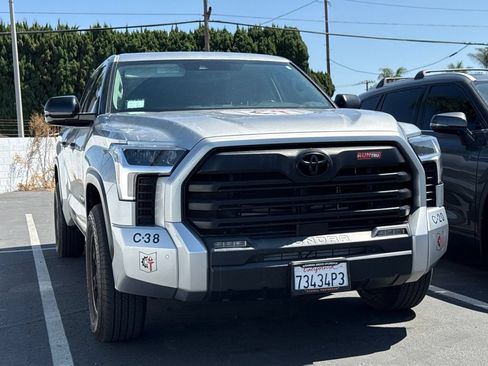 Used 2022 Toyota Tundra SR5 w/ Convenience Package RWD image 1