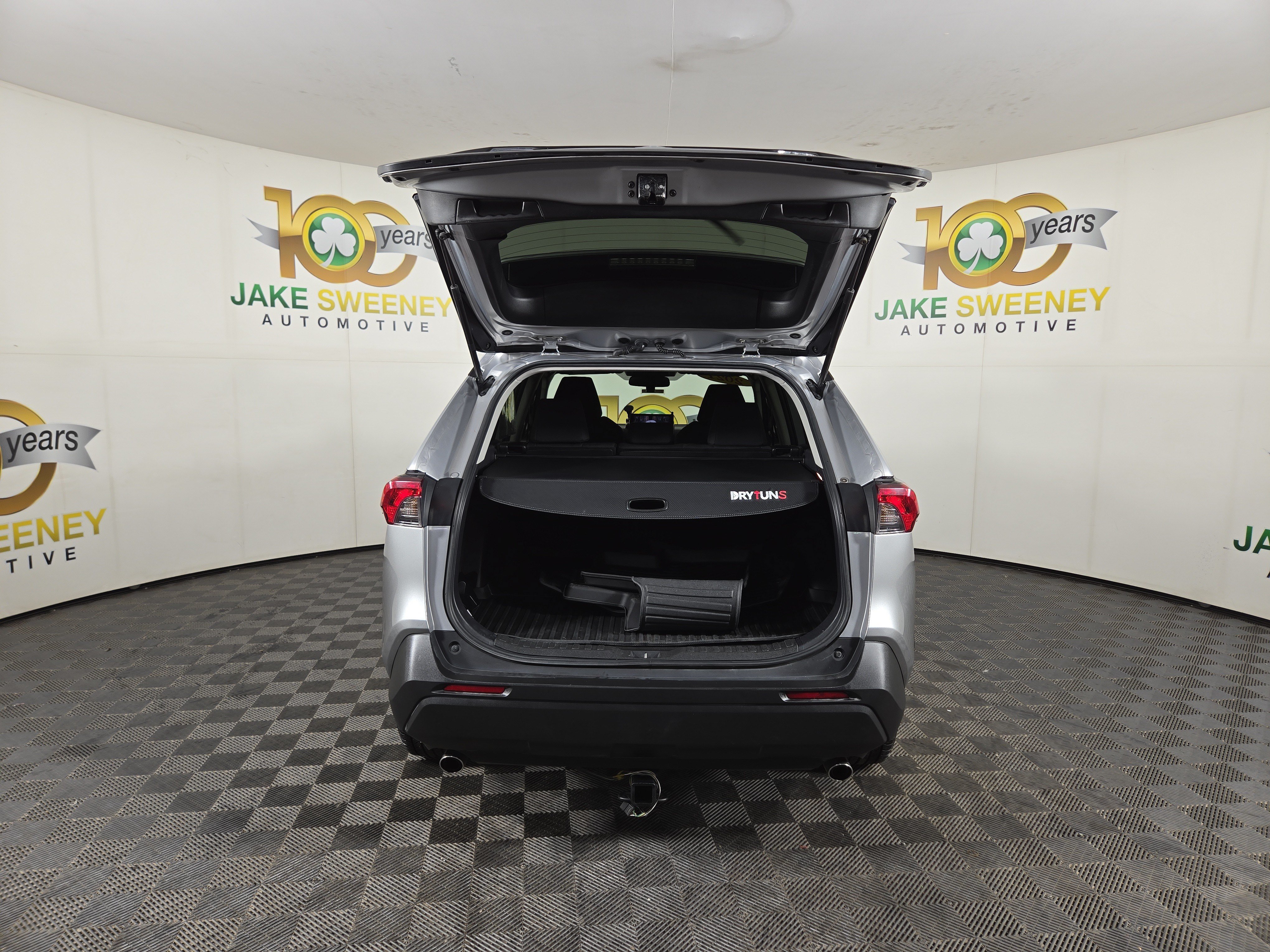 Used 2021 Toyota RAV4 LE FWD image 31