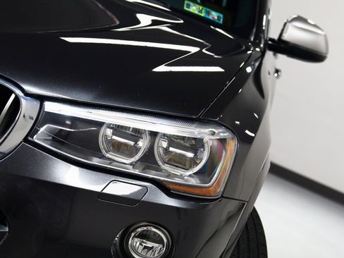 Used 2018 BMW X4 M40i image 7