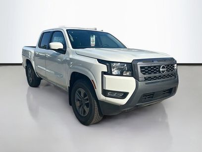 New 2025 Nissan Frontier SV w/ SV Convenience Package