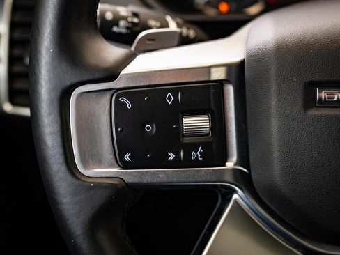 Used 2023 Land Rover Discovery S R-Dynamic image 25