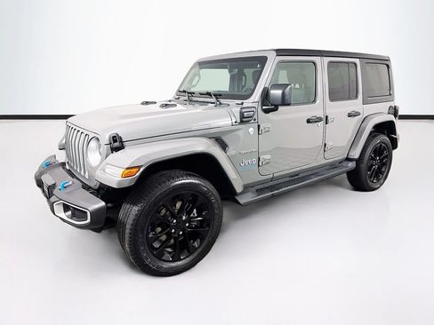 Used 2023 Jeep Wrangler Unlimited Sahara AWD/4WD image 1