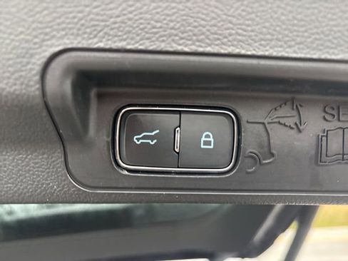 Used 2023 Ford Explorer Limited w/ Hybrid Equipment Group 310A image 7