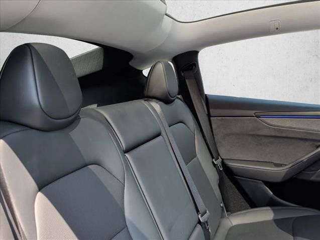 Used 2026 Tesla Model Y 2WD image 22