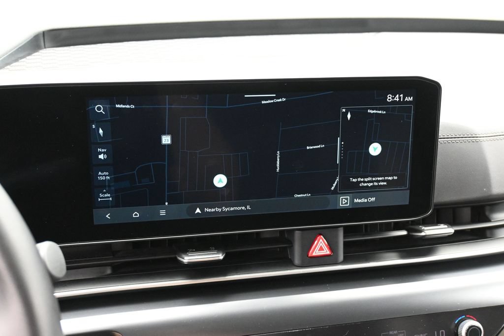 Used 2025 Kia Carnival FWD image 16