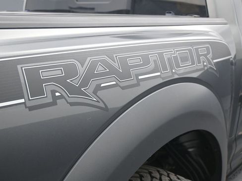 Used 2019 Ford F150 Raptor w/ Equipment Group 802A Luxury image 13