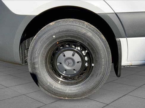 New 2025 Mercedes-Benz Sprinter 2500 image 16