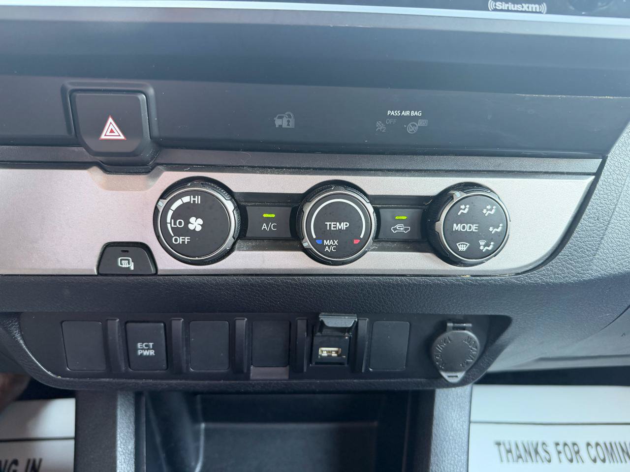 Used 2023 Toyota Tacoma SR w/ SR Convenience Package RWD image 17