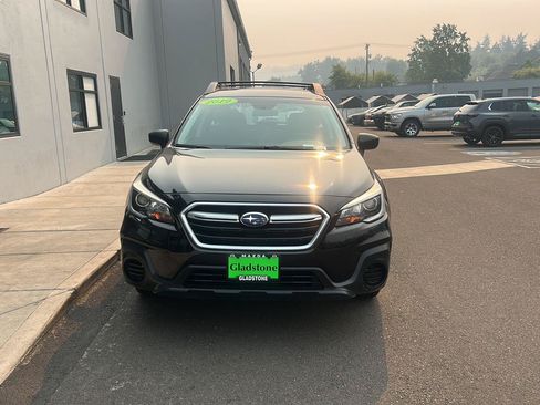 Used 2019 Subaru Outback 2.5i AWD/4WD image 5
