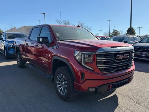 Used 2022 GMC Sierra 1500 AT4 w/ AT4 Preferred Package image 7