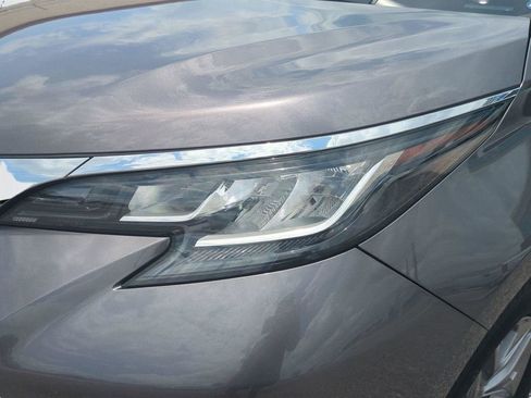 Used 2021 Toyota Sienna XLE FWD image 10