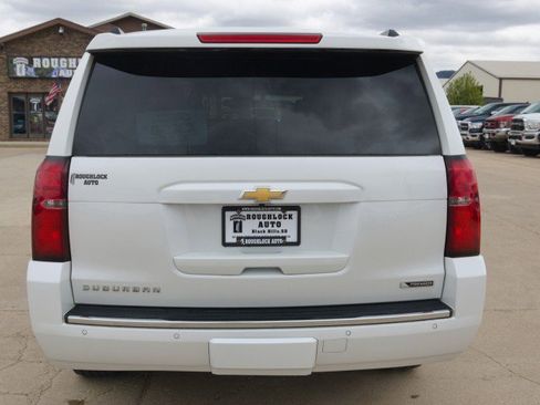 Used 2017 Chevrolet Suburban Premier AWD/4WD image 4
