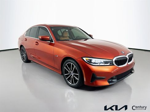 Used 2022 BMW 330e w/ Driving Assistance Package RWD image 3