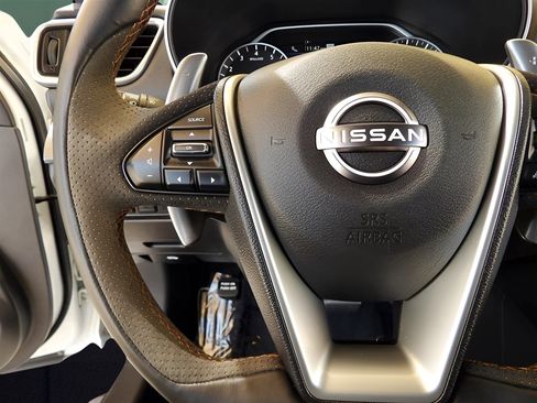 Used 2023 Nissan Maxima SR w/ Sport Mat Group image 27