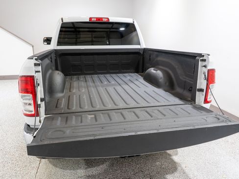 Used 2022 RAM 2500 Big Horn w/ Level A Equipment Group AWD/4WD image 11