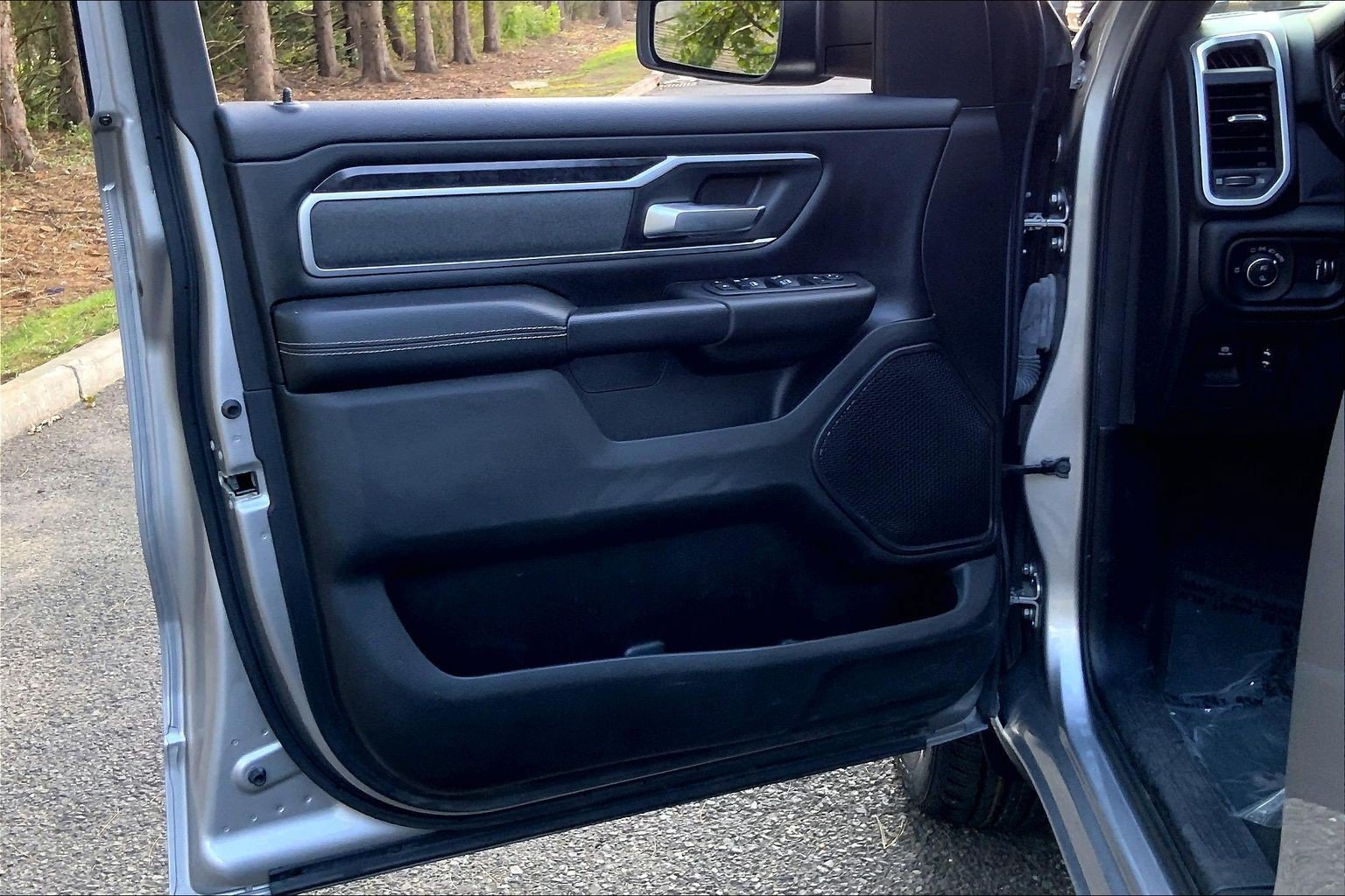 Certified 2022 RAM 1500 Big Horn AWD/4WD image 21