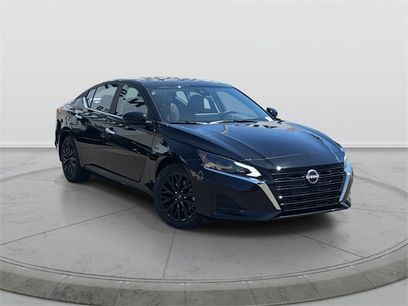 New 2025 Nissan Altima 2.5 SV w/ SV Premium Package