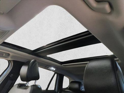 Used 2025 MAZDA CX-50 AWD 2.5 S w/ Premium Plus Pkg image 18