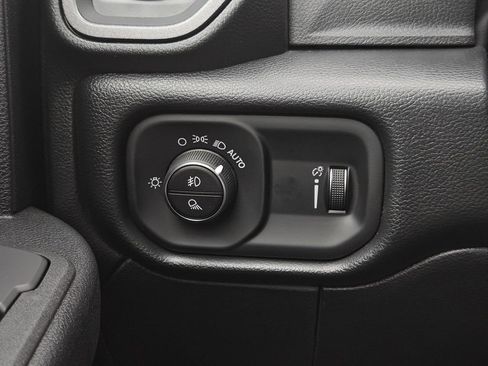 New 2026 RAM 3500 Tradesman AWD/4WD image 27