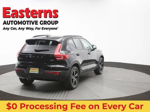 Used 2024 Volvo XC40 B5 Core AWD/4WD image 40