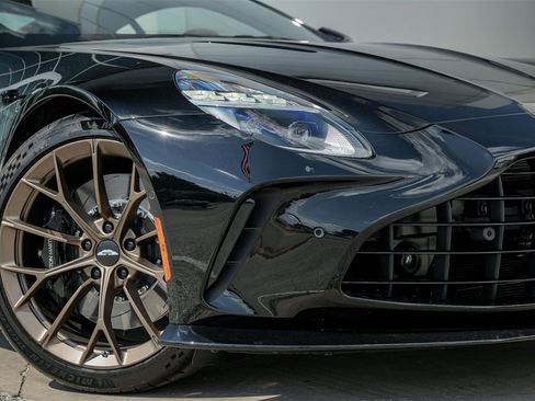 New 2025 Aston Martin V8 Vantage Coupe image 3