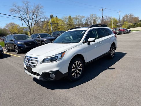 Used 2017 Subaru Outback 3.6R Limited image 9