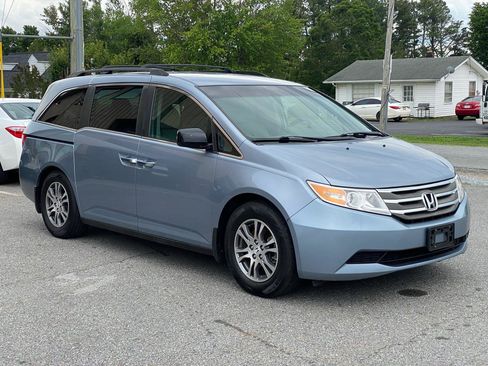 Used 2013 Honda Odyssey EX image 4