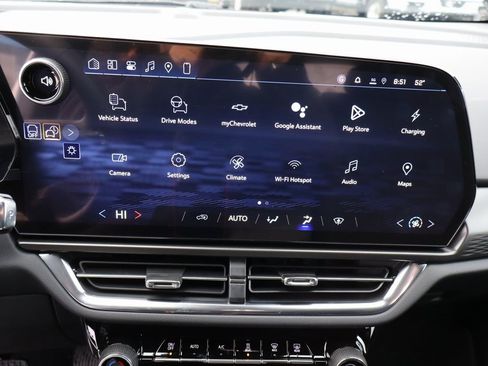 New 2026 Chevrolet Equinox EV LT image 10