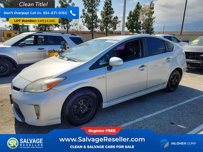 Used 2014 Toyota Prius Two w/ Preferred Accessory Package