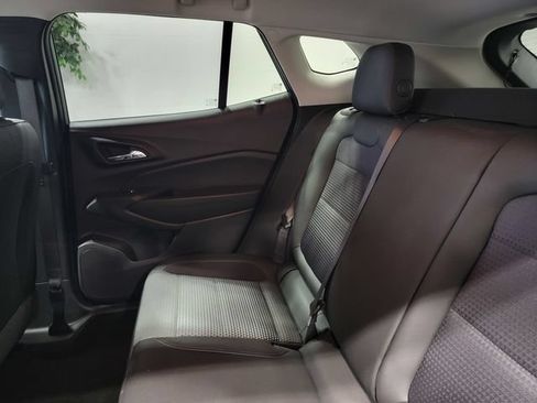 Used 2024 Chevrolet Trax LT w/ Driver Confidence Package FWD image 14