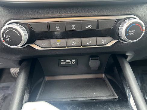 Certified 2024 Nissan Altima 2.5 SR image 19