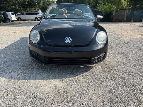 Used 2013 Volkswagen Beetle 2.5 FWD image 3