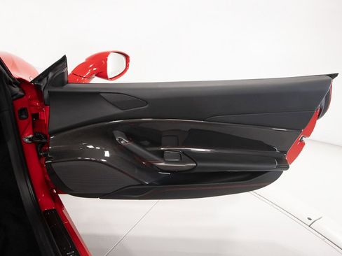 Used 2018 Ferrari 488 Spider image 51