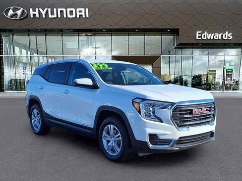 Used 2024 GMC Terrain SLE image 10