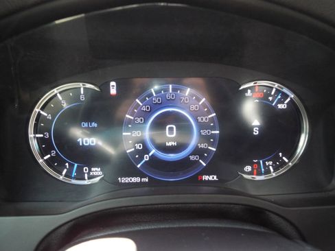 Used 2017 Cadillac Escalade Premium Luxury w/ LPO, Radiant Package image 14