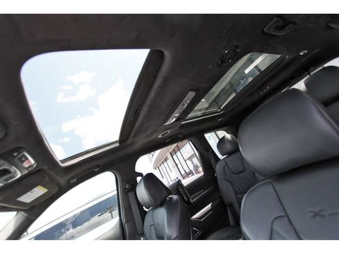 Used 2025 Kia Telluride SX Prestige X-Pro AWD/4WD image 34