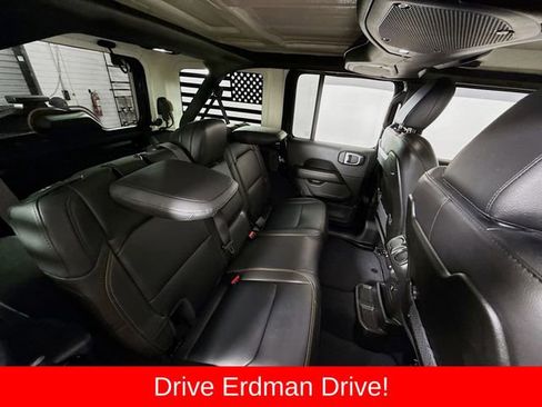 Used 2025 Jeep Wrangler Unlimited Sahara w/ Safety Group AWD/4WD image 29
