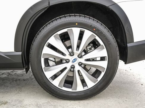 Used 2022 Subaru Ascent Limited w/ Technology Package AWD/4WD image 12