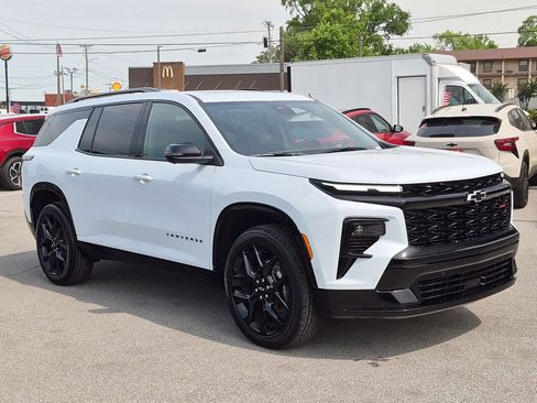 New 2026 Chevrolet Traverse RS FWD image 2