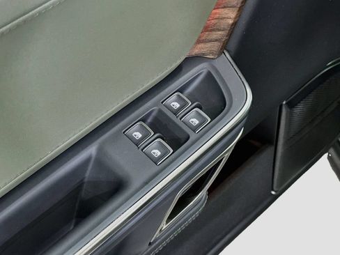 Used 2023 Rivian R1S Adventure AWD/4WD image 20