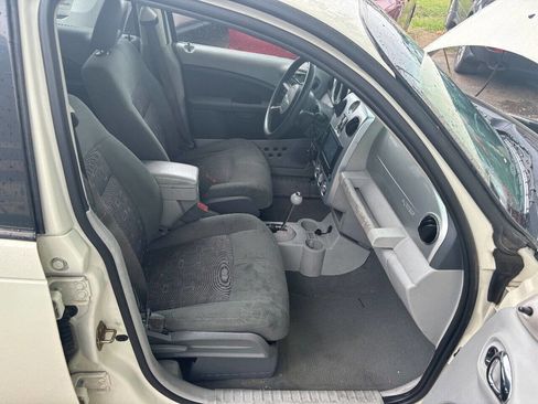Used 2007 Chrysler PT Cruiser image 12