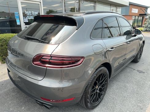 Used 2018 Porsche Macan GTS AWD/4WD image 3