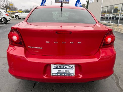 Used 2011 Dodge Avenger Mainstreet image 4