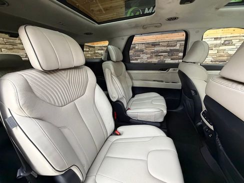 Certified 2023 Hyundai Palisade Calligraphy w/ Cargo Package image 35