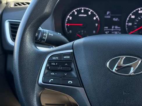 Used 2019 Hyundai Accent SE image 15