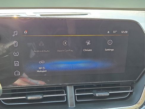 Used 2025 Chevrolet Trax ACTIV image 27