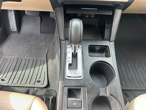 Used 2017 Subaru Outback 2.5i Limited w/ Popular Package #5 image 30