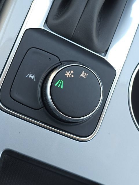 Used 2024 Chevrolet Blazer LT FWD image 38