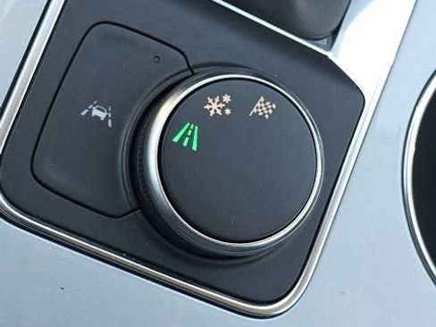 Used 2024 Chevrolet Blazer LT image 38